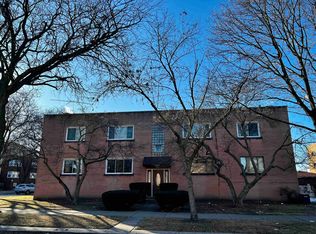 5306 N Washtenaw Ave, Chicago, IL 60625