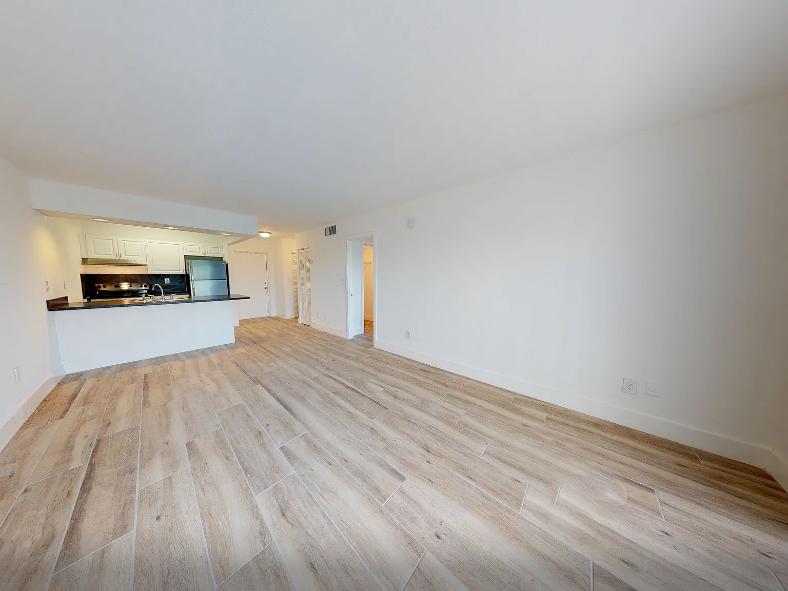 1 bed, 730 sqft, $1,750 — Photo 3