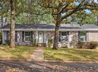 19 Queenspark Rd, Little Rock, AR 72227