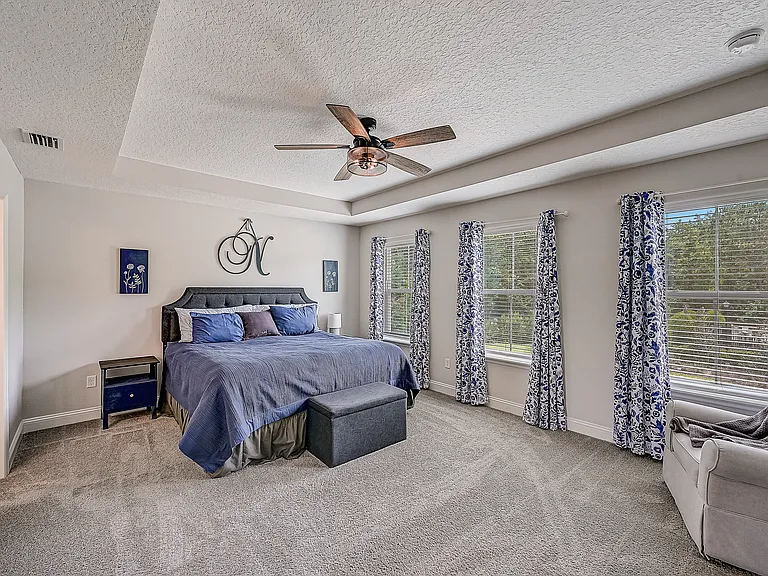 155 Chandler Dr — Photo 16