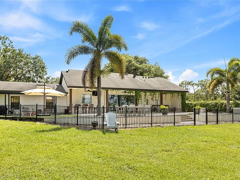 10355 Trout Rd — Photo 76