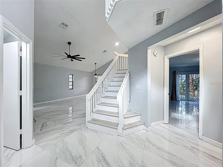 622 Anhinga Rd — Photo 3