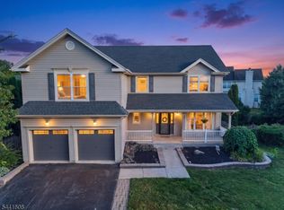 3 Grant Way, Lopatcong Twp., NJ 08865