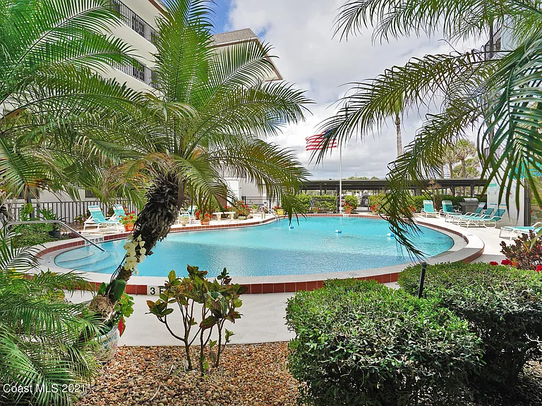 4600 Ocean Beach Blvd #109 — Photo 3