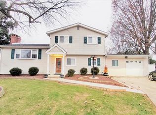 4 Mill Bend Rd, Hamilton, NJ 08690