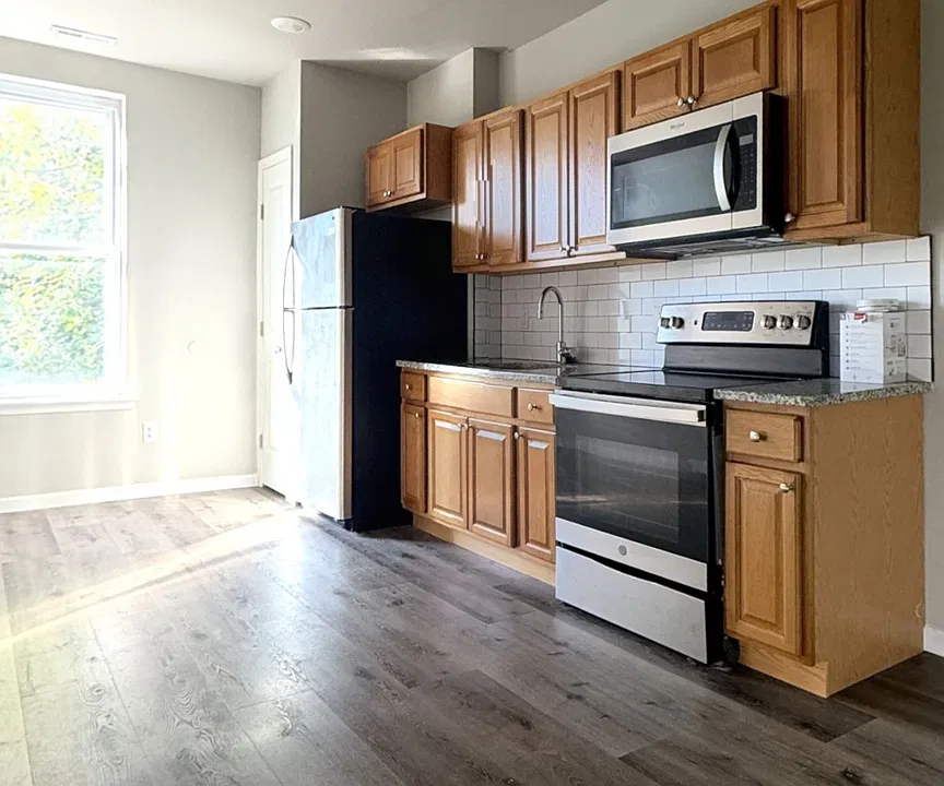 5136 Walnut Street