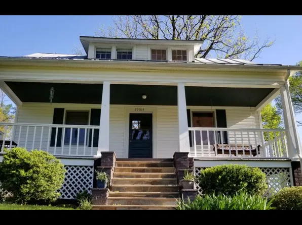 39014 Hughesville Rd, Leesburg, VA 20175