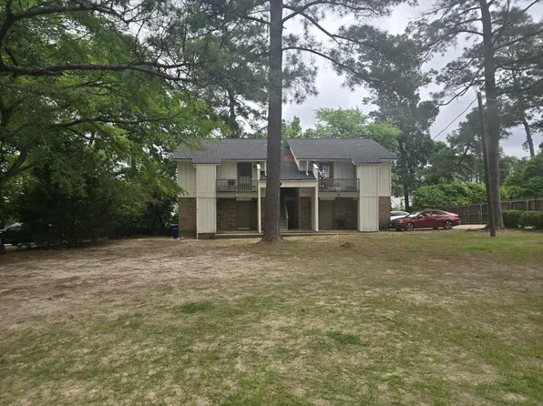 1329 Windsor St APT 2, Huntsville, TX 77340