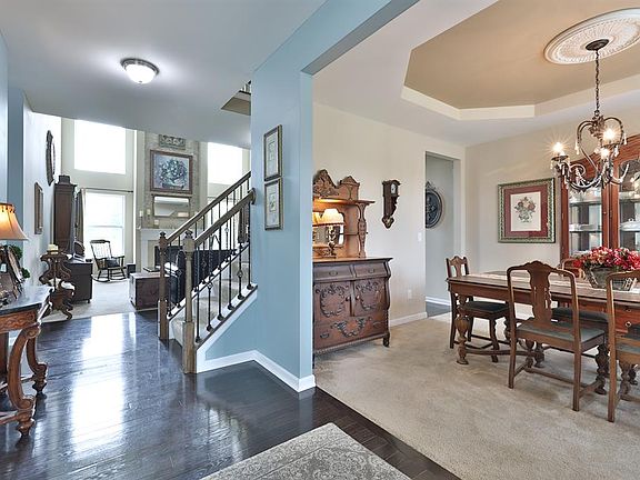 5th image of 4456 Woodside Pl