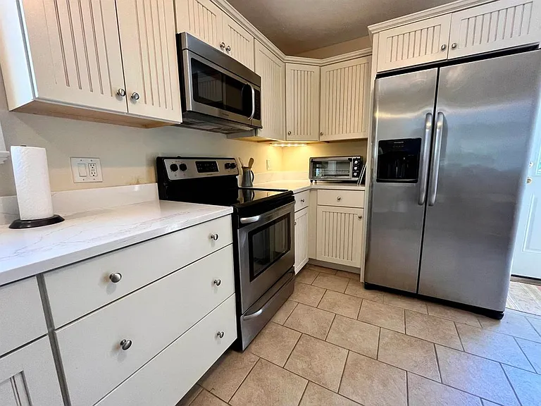 16 Browns Ct — Photo 11