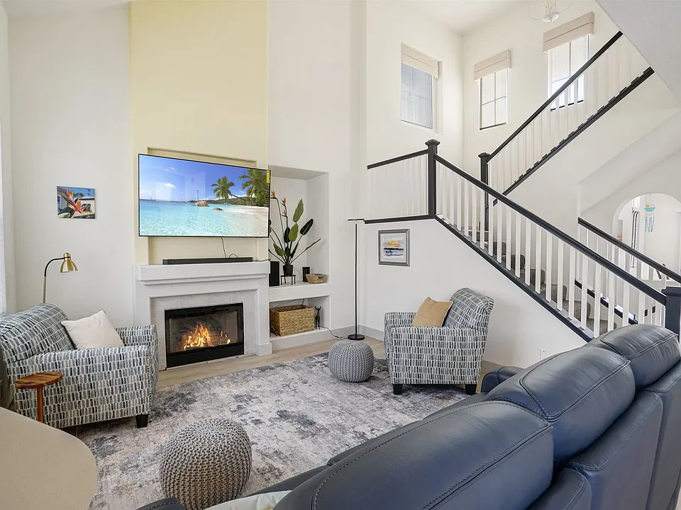 11337 Carmel Creek Rd