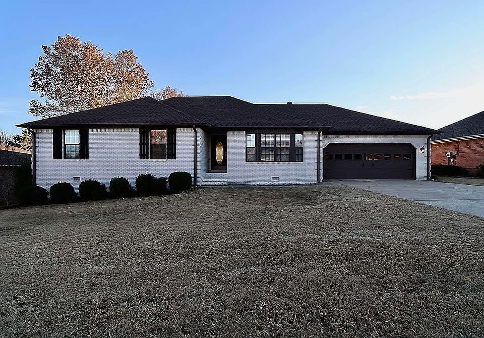 1st image of 2106 Julie Ann Ln