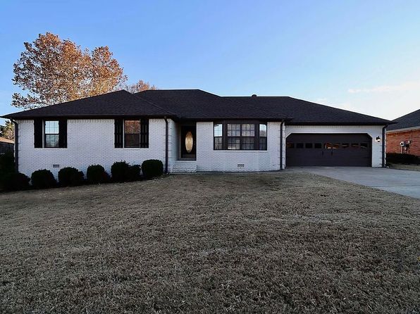2106 Julie Ann Ln