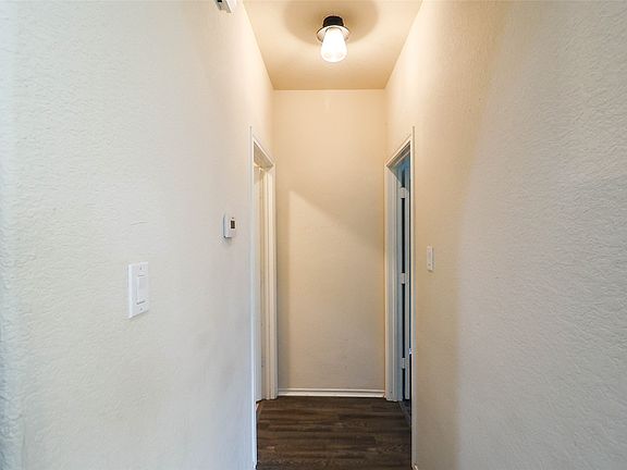 3rd image of 1727 Kilmory Ct #1727