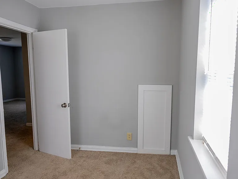 511 Blue Ridge St — Photo 13