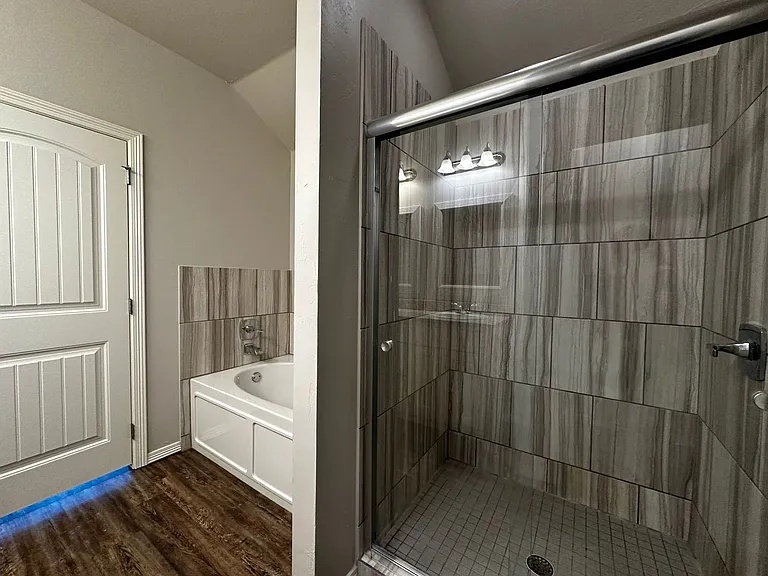 2316 Alta Vista Ln — Photo 23