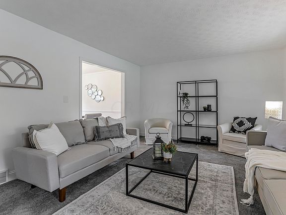 5th image of 10218 Dorchester Pl