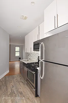 Rented by Bohemia Realty Group | media 16