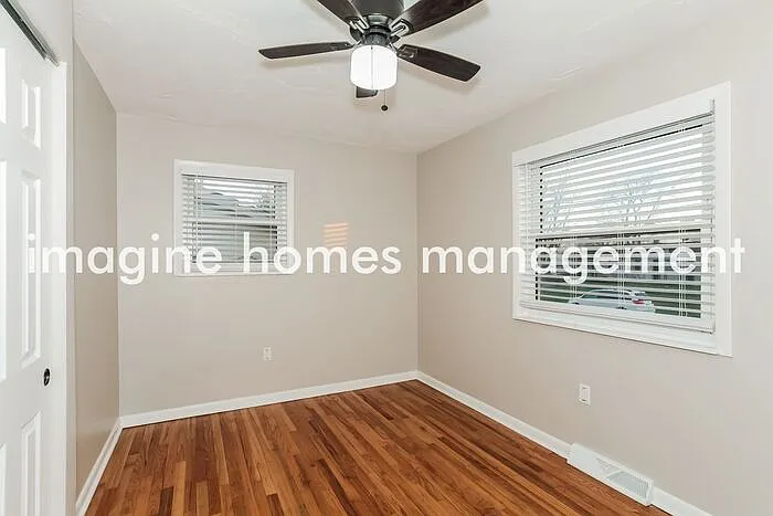 11484 Geneva Rd — Photo 9