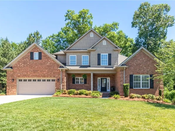 203 Southern Woods Dr, Winston Salem, NC 27107