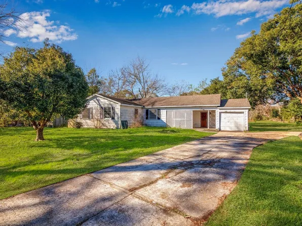 2320 Westward Ave, La Marque, TX 77568