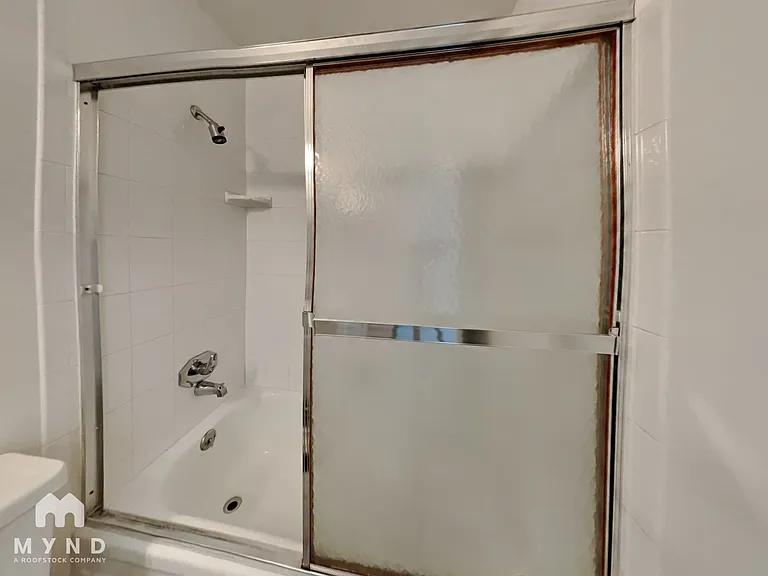 1050 S Monaco Pkwy #91 — Photo 19