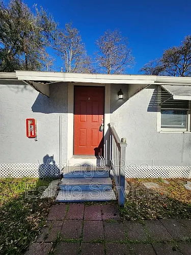 4611 N Hubert Ave Photo 1