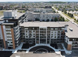 70 Dean Ave #215, Barrie, ON L4N 9J1