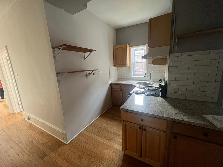 2026 E Allegheny Ave #2R — Photo 5