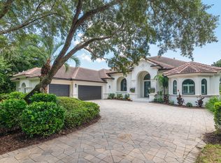 465 Captains Cir, Destin, FL 32541