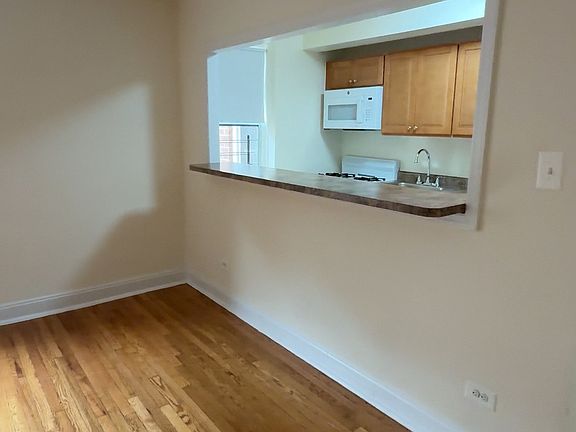 3rd image of 1487 Shore Pkwy APT 4C