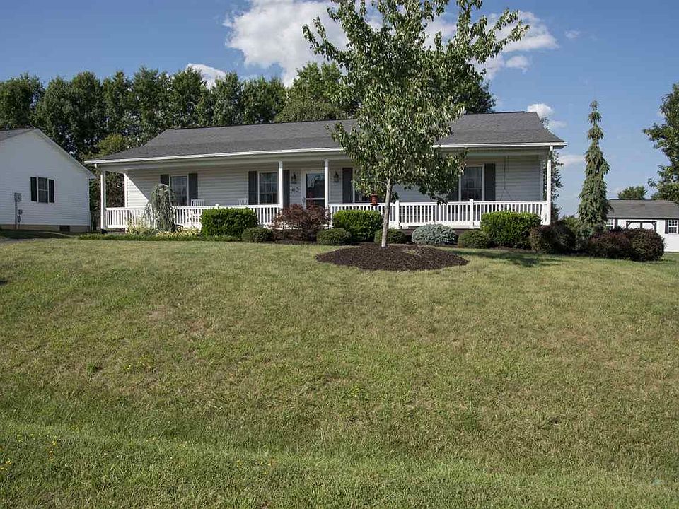 1st image of 40 Brendan Ln
