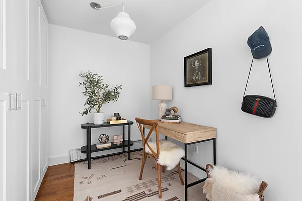 Sold by Compass | media 7