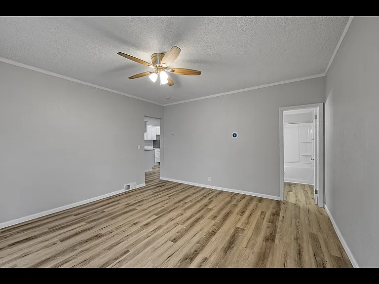 745 Margaret St #4 — Photo 22