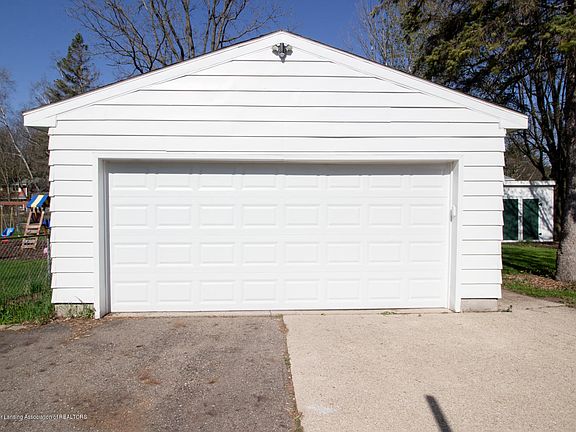 2nd image of 6008 Annapolis Dr