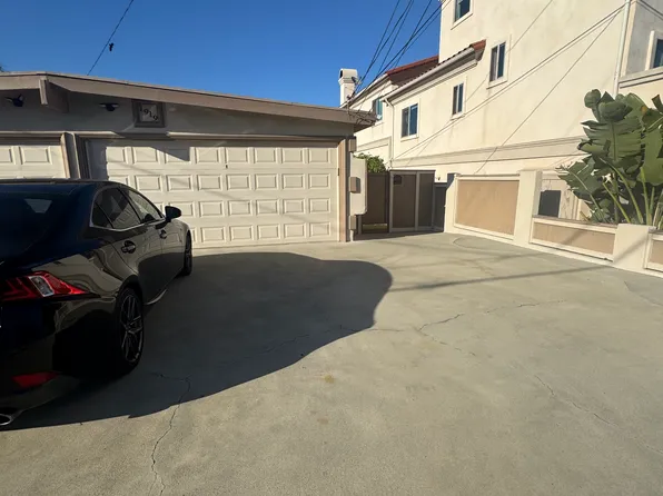 1919 Rockefeller Ln APT D, Redondo Beach, CA 90278