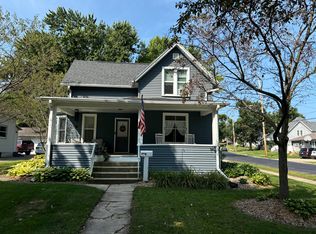 649 N Main St, Fort Atkinson, WI 53538