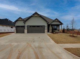 5605 NW 154th St, Edmond, OK 73013