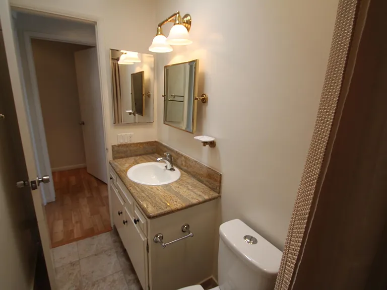 1728 Montana Ave #19 — Photo 19