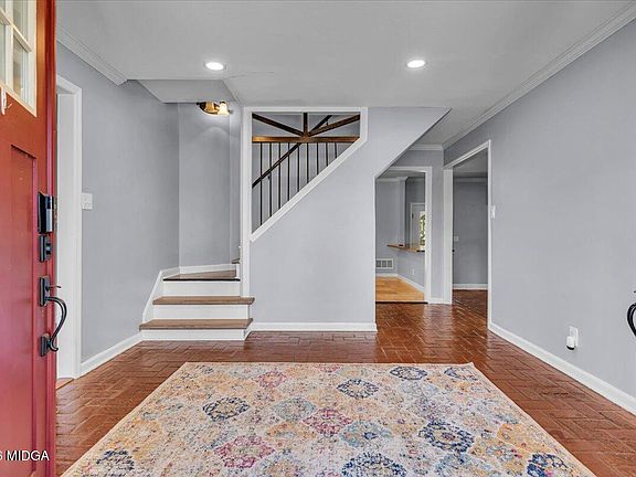 5th image of 5256 Rivoli Dr