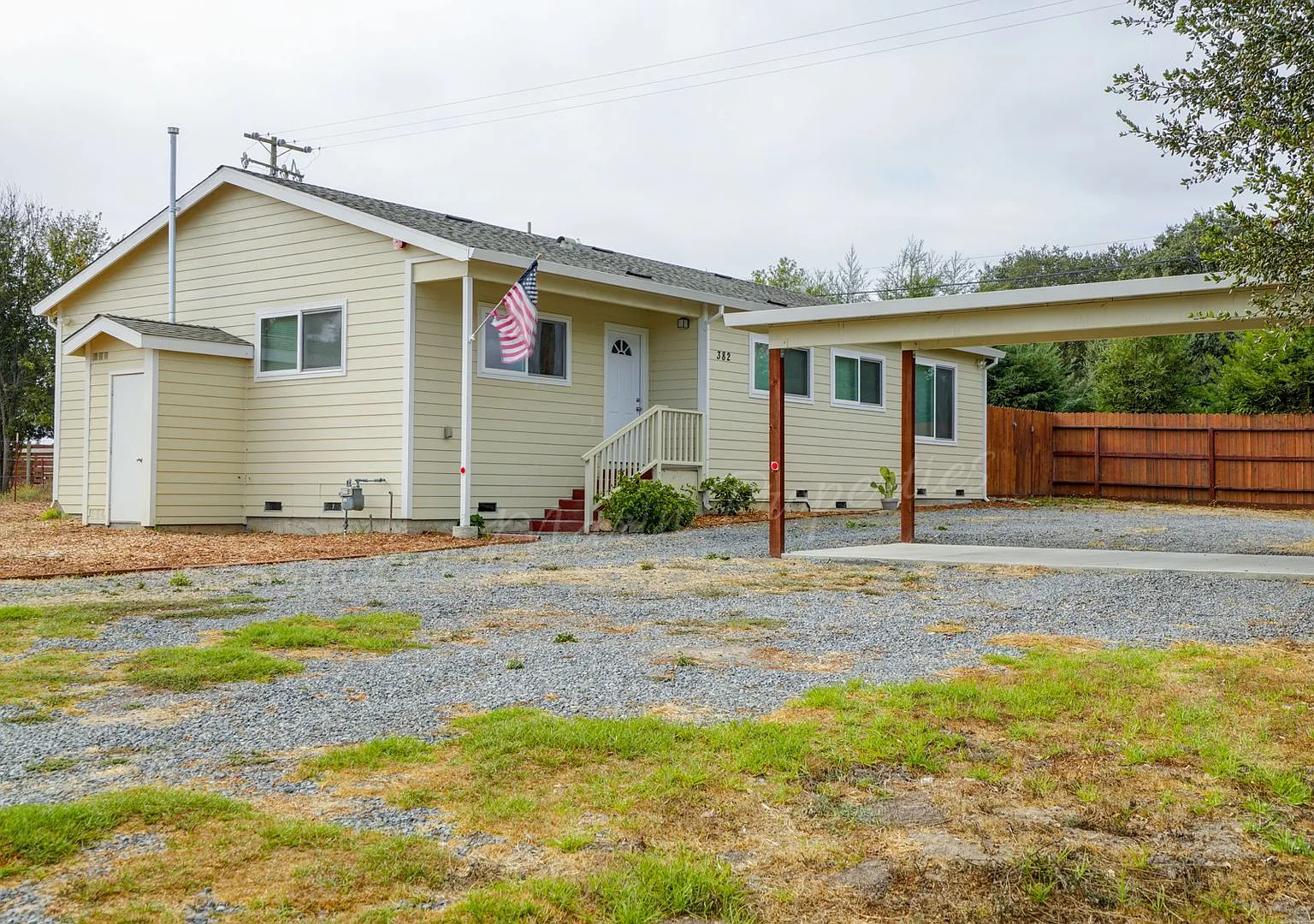 ~ Beautiful 3Bed/2 Bath Country Property in Petaluma ~ Accommodating to Farm Animals. — Photo 1