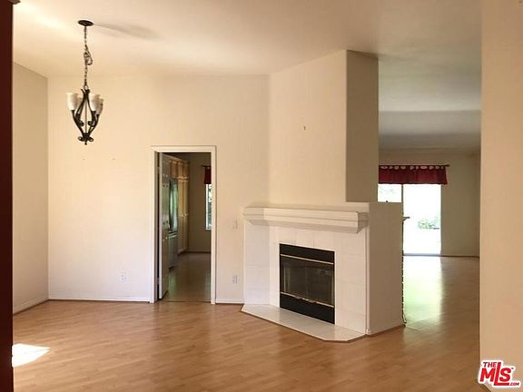 4th image of 2489 Gillingham Cir