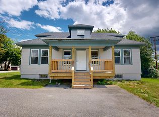 30 River Rd, Lewiston, ME 04240