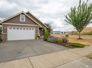 2181 Mercedes Dr, Lynden, WA 98264