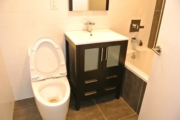 Rented by Nooklyn NYC LLC | media 42