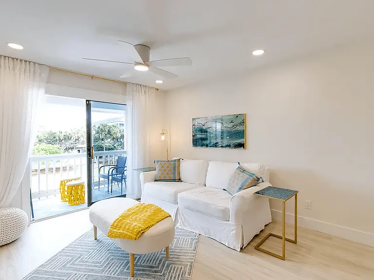 445 Gulf Shore Dr #202 — Photo 3