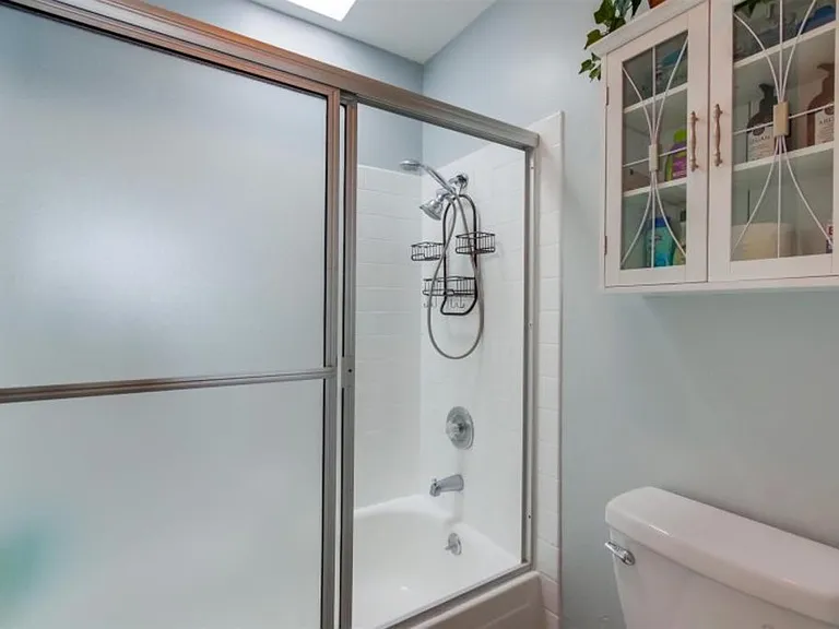 725 Redondo Ct — Photo 16