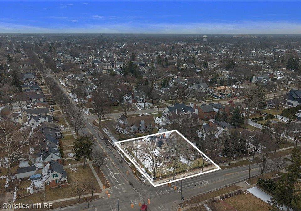 1st image of 1119 Southfield Rd