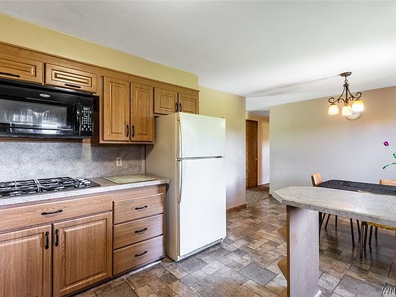 3rd image of 3997 Staley Dr