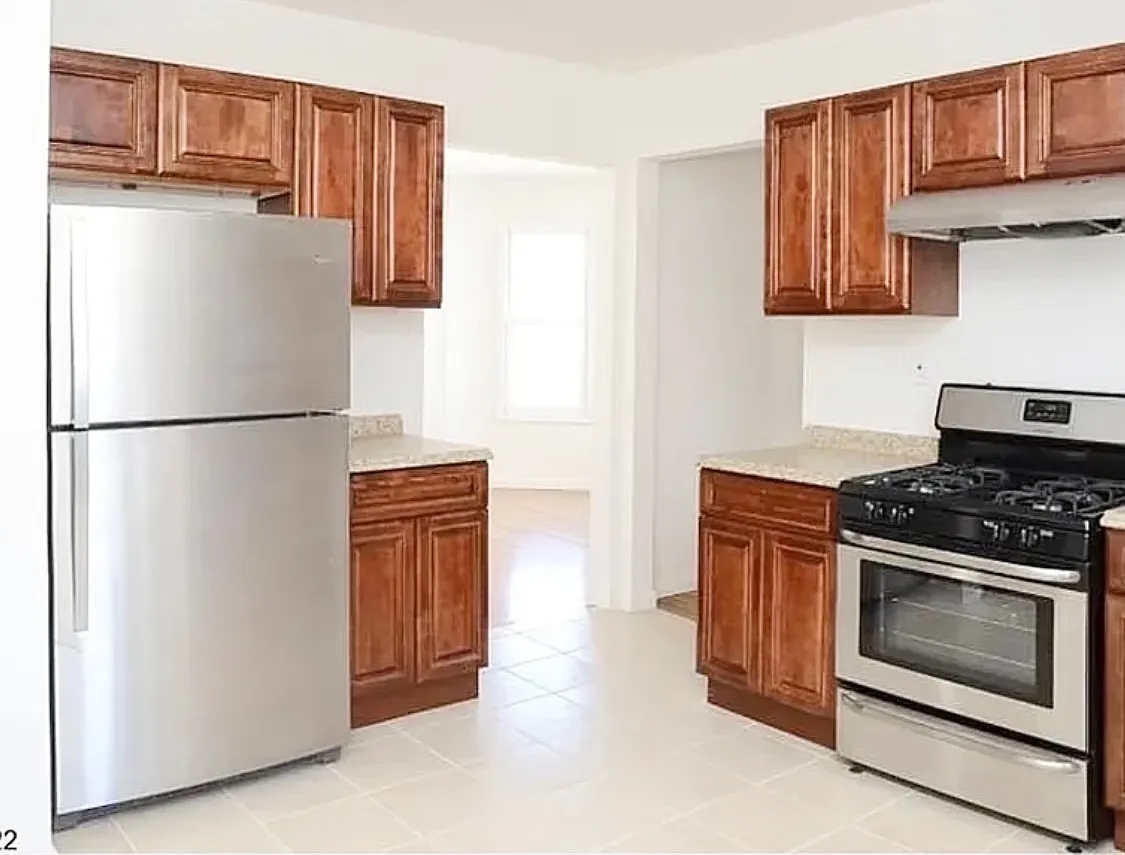 2 bed, 950 sqft, $2,900 — Photo 3